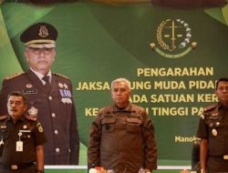 Kunjungan Kerja Jaksa Agung Muda Pidana Militer (JAMPidmil) Laksamana Muda TNI Anwar Saadi, S.H di Kejaksaan Tinggi Papua Barat