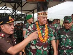 Kunjungan Kerja JAM PIDMIL di Yonif 761/KA
