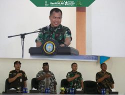 Asisten Pidana Militer (Aspidmil) Kolonel Laut (KH) Ridho Sihombing, S.H., M.H melakukan Sosialisasi Tugas dan Fungsi Bidang Pidana Militer Kejaksaan Tinggi Papua Barat pada Kesatuan TNI/Polri dan Intansi Penegak Hukum Lainnya di Kabupaten Teluk Bintuni