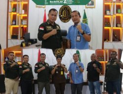 Asisten Pidana Militer (Aspidmil) Kejaksaan Tinggi (Kejati) Papua Barat melakukan kunjungan kerja di Kejaksaan Negeri Kejari Teluk Bintuni.