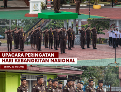 Kepala Kejaksaan Tinggi (Kajati) Papua Barat Juniman Hutagaol, S.H., M.H., memimpin Upacara Peringatan Hari Kebangkitan Nasional ke-115 tahun