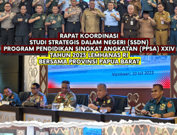 Kepala Kejaksaan Tinggi (Kajati) Papua Barat Dr. Harli Siregar, S.H., M.H menghadiri Rapat Koordinasi Studi Strategis Dalam Negeri Program Pendidikan Singkat Angkatan XXIV Tahun 2023 Lembaga Pertahanan Nasional R.I bersama Provinsi Papua Barat.