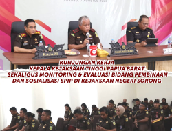 Kepala Kejaksaan Tinggi (Kajati) Papua Barat, Dr. Harli Siregar, S.H., M.Hum melaksanakan kunjungan kerja di Kejaksaan Negeri Sorong.
