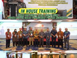 Kajati Pabar membuka kegiatan In House Training “Peran dan Fungsi Jaksa Agung Muda Bidang Pidana Militer dalam Penanganan Perkara Koneksitas”