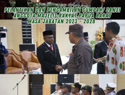 Kajati Papua Barat hadiri Pelantikan Majelis Rakyat Papua Barat (MRPB) masa jabatan 2023-2028.