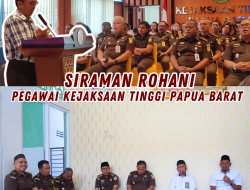 Siraman Rohani Pegawai Kejaksaan Tinggi Papua Barat