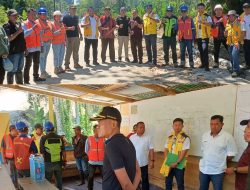 Asisten Intelijen memimpin Tim Pengamanan Pembangunan Strategis terhadap Proyek Prioritas Kementerian Pekerjaan Umum dan Perumahan Rakyat terkait Percepatan Peningkatan Konektifitas Pembangunan Jalan Daerah di Provinsi Papua Barat