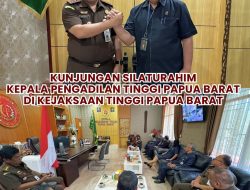 Kajati Papua Barat menerima kunjungan Silaturahim Kepala Pengadilan Tinggi Papua Barat Dr. Budi Santoso, S.H., M.H di Kantor Kejaksaan Tinggi Papua Barat