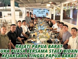Kajati Papua Barat melaksanakan Buka Puasa Bersama (BukBer) bersama Staff Bidang Kejaksaan Tinggi Papua Barat.