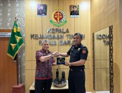 Silaturahmi Kepala Bea Cukai Manokwari Dengan Kepala Kejaksaan Tinggi Papua Barat