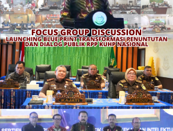 Kajati Papua Barat Beserta Para Asisten Mengikuti Focus Group Discussion”Launching Blue Print Transformasi Penuntutan dan Dialog Publik RPP KUHP Nasional”