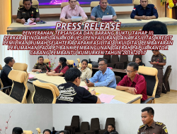 PENYERAHAN TERSANGKA DAN BARANG BUKTI (TAHAP II) PERKARA TINDAK PIDANA KORUPSI PENYALURAN DANA FASILITAS KREDIT PEMILIKAN RUMAH SEJAHTERA TAPAK FASILITAS LIKUIDITAS PEMBIAYAAN PERUMAHAN (FLPP) PADA PT. BANK PEMBANGUNAN DAERAH KANTOR CABANG PEMBANTU KUMURKEK TAHUN 2016-2017