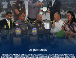 TIM PENKUM KEJATI PABAR MENGADAKAN PENKUM DI PEMKAB TELUK BINTUNI DENGAN TEMA PEMBAHHASAN PERAN DAN FUNGSI PPS DENGAN PENCEGAHA TIPIKOR DAN PERBAIKAN TATA KELOLA BARANG DAN JASA DALAM MENDUKUNG RAN STRATEGIS NASIONAL PENCEGAHAN KORUPSI