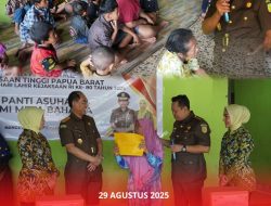 Bakti Sosial Kejati Papua Barat di Yayasan Semi Meta Bahagia dalam rangka Hari Lahir Kejaksaan RI Ke- 80