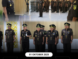 Jamwas memimpin Jalannya Upacara Hari Kesaktian Pancasila di Kejaksaan Tinggi Papua Barat sebagai Inspektur Upacara-01 Oktober 2025
