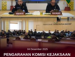 Pengarahan Komisi Kejaksaan Republik Indonesia terhadap seluruh pegawai pada Kejaksaan Tinggi Papua Barat
