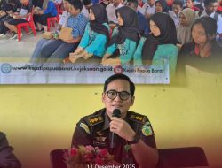 Jaksa Masuk Sekolah di SMK Negeri 4 oleh Tim Penerangan Hukum Kejati Papua Barat