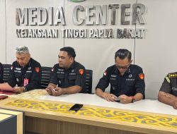 Penetapan Tersangka dalam Perkara Dugaan Tindak Pidana Korupsi atas Pembangunan Dermaga Apung HDPE Marampa Tahun Anggaran 2016 s/d 2017 pada Dinas Perhubungan Propinsi Papua Barat