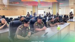 Kejati Papua Barat Melaksanakan Ibadah Rutin Persekutuan PDOEL